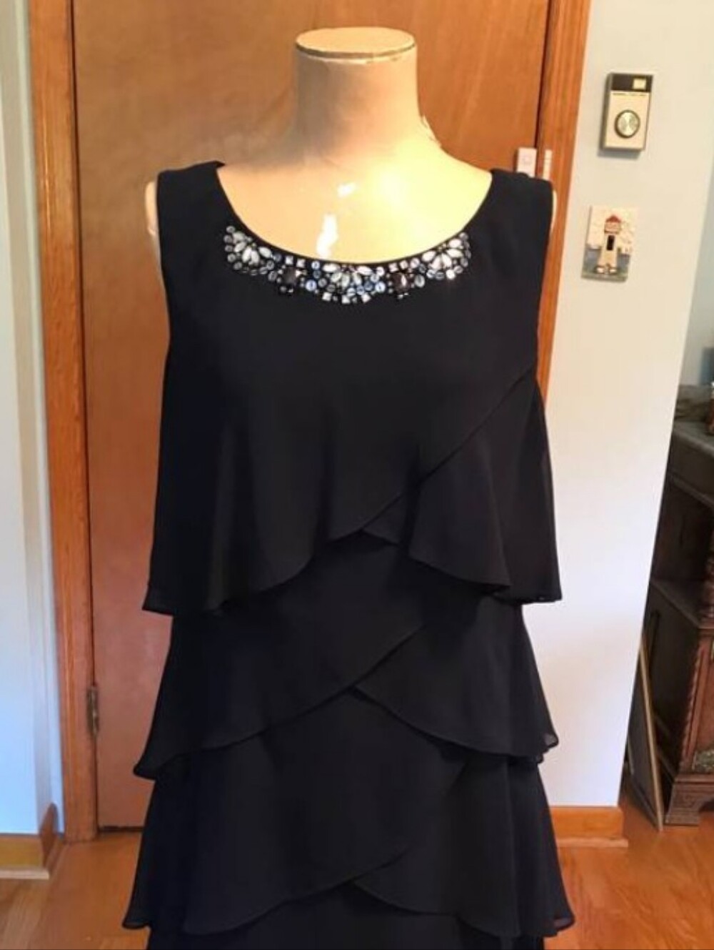 S.L. Fashions Navy Blue Jeweled Neckline Tiered Chiffon Cocktail Dress NWT 8P